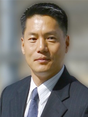 김성삼 교수